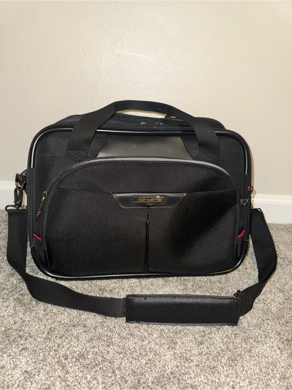 Samsonite Black Laptop Briefcase with Shoulder Strap